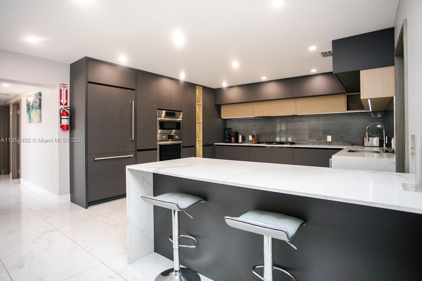 1218 Hollywood Blvd Hollywood, FL 33019