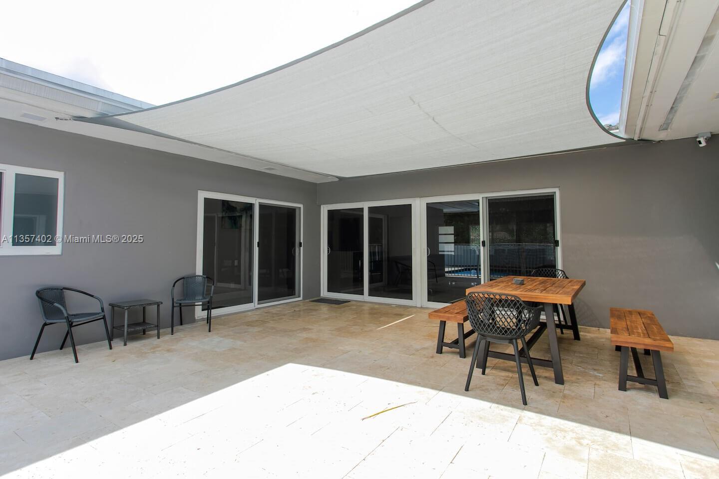 1218 Hollywood Blvd Hollywood, FL 33019