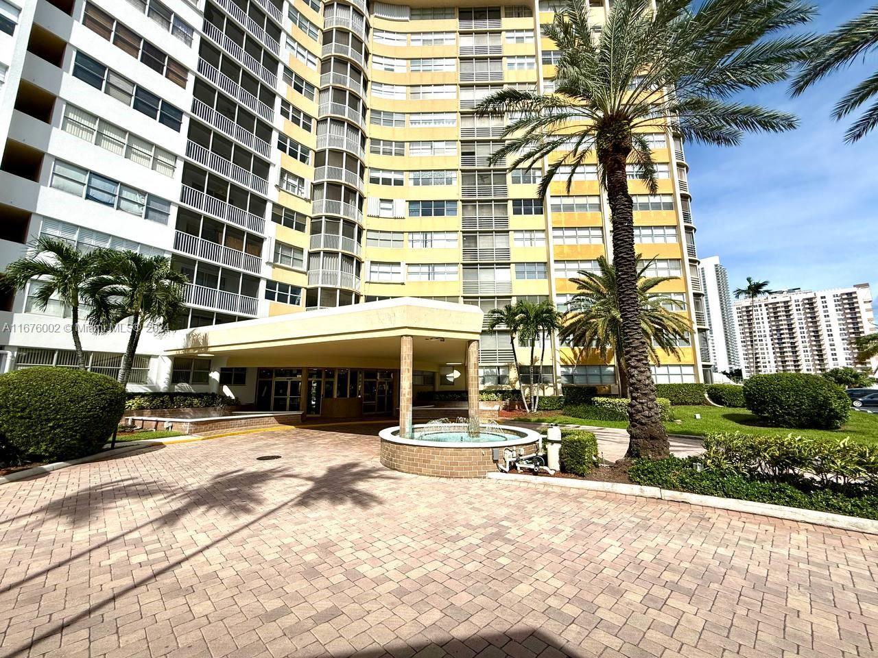 Casa de Condomínio
