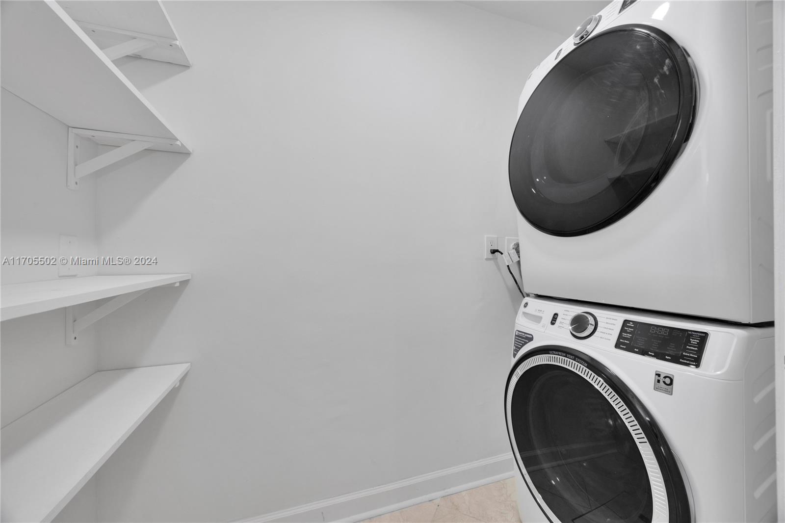 3566 Rockerman Rd Miami, FL 33133