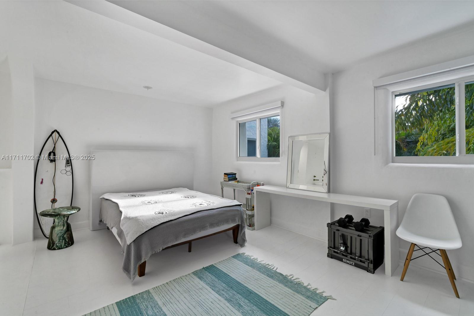 2974 Old Alton Rd Miami Beach, FL 33140