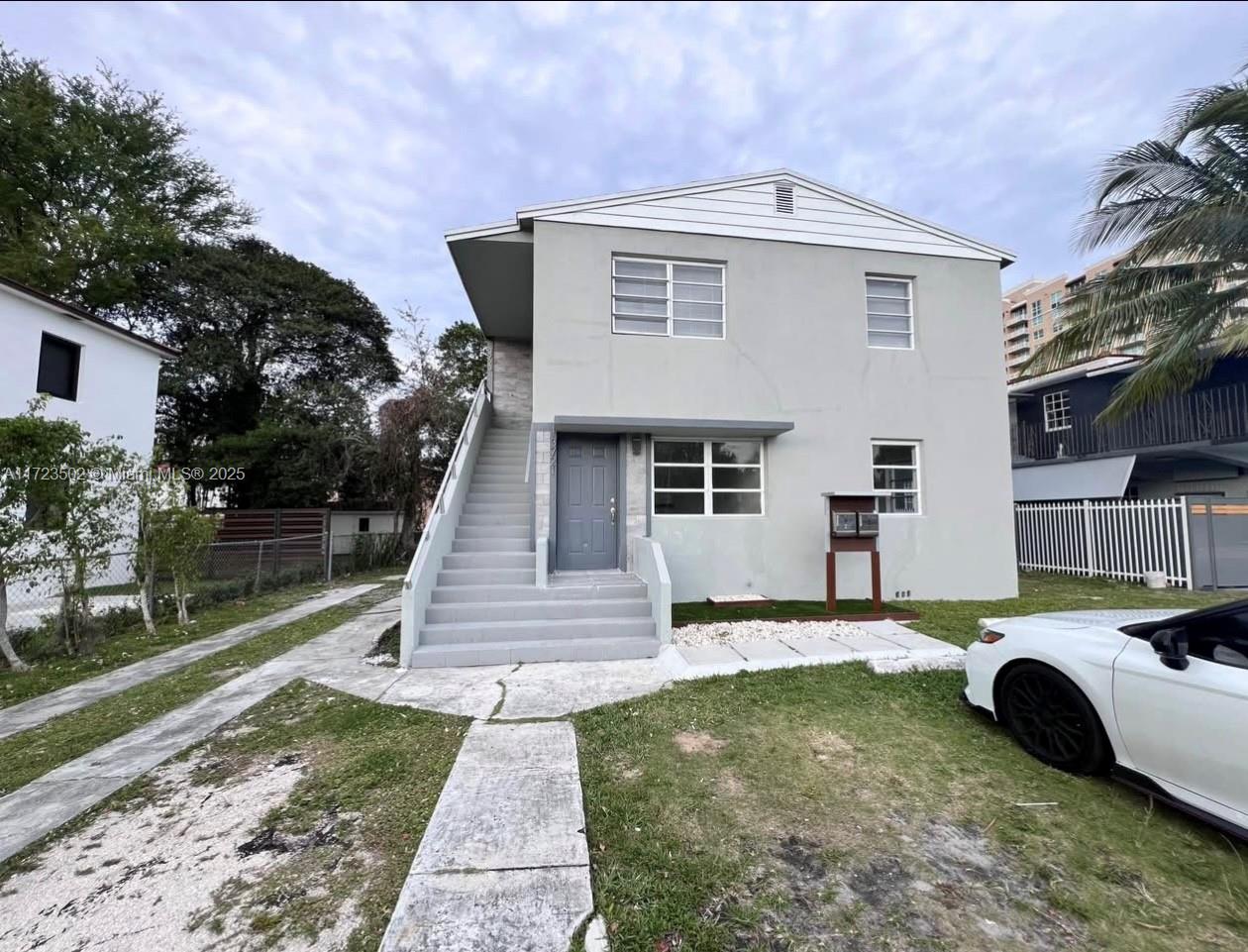 Duplex / Quad Plex / Triplex