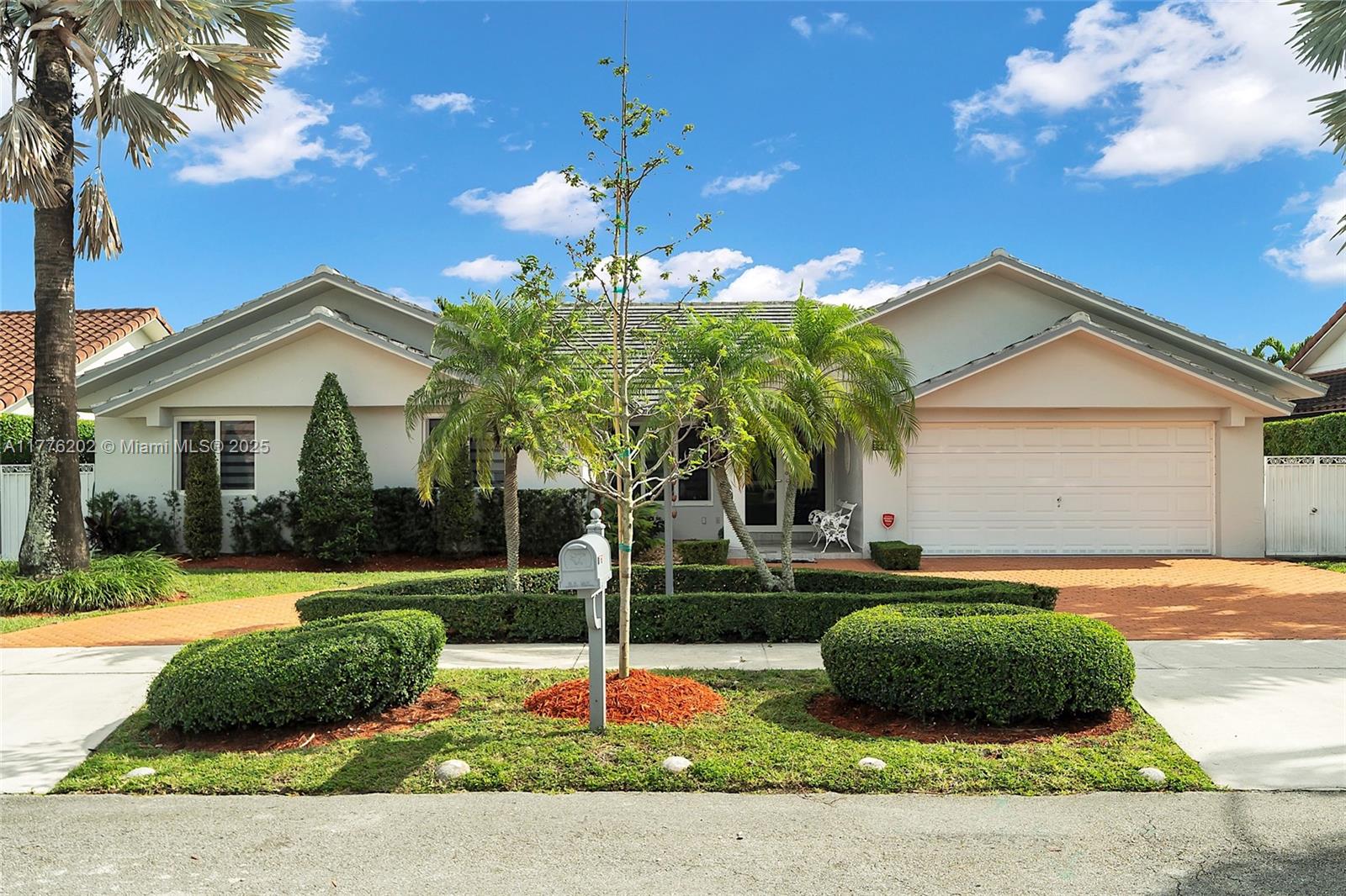 11472 SW 28th Ter,Miami, FL 33165