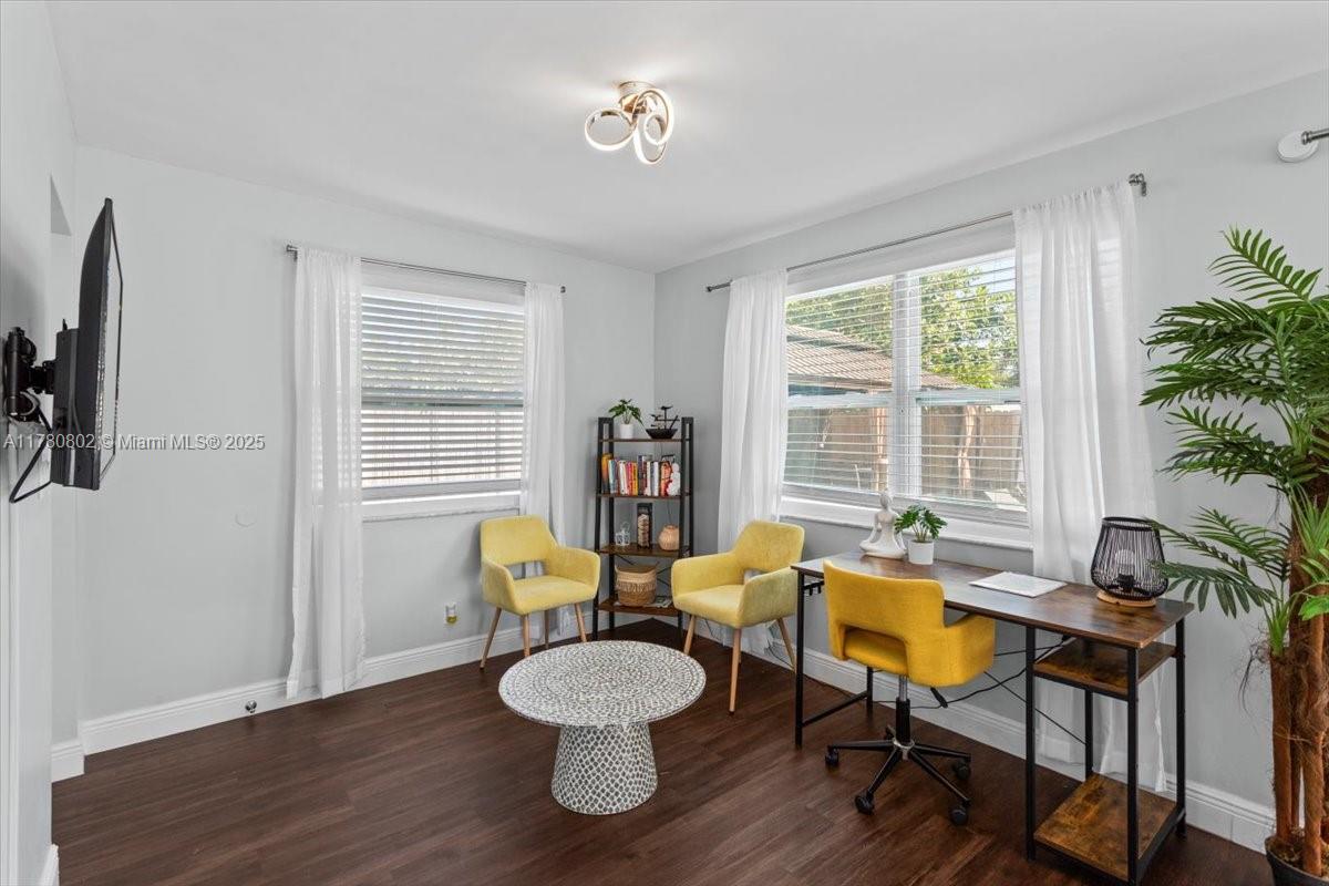 1800 NE 28th Ave,Pompano Beach, FL 33062