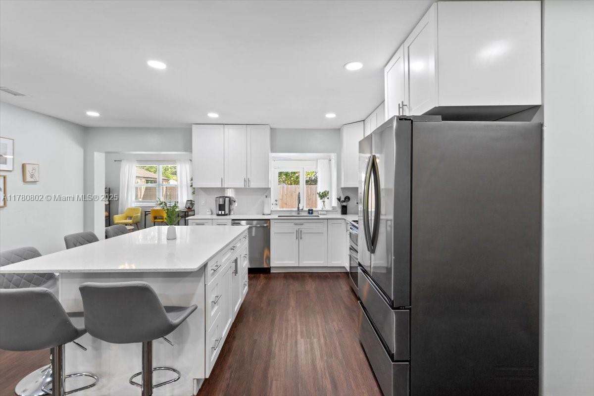 1800 NE 28th Ave,Pompano Beach, FL 33062