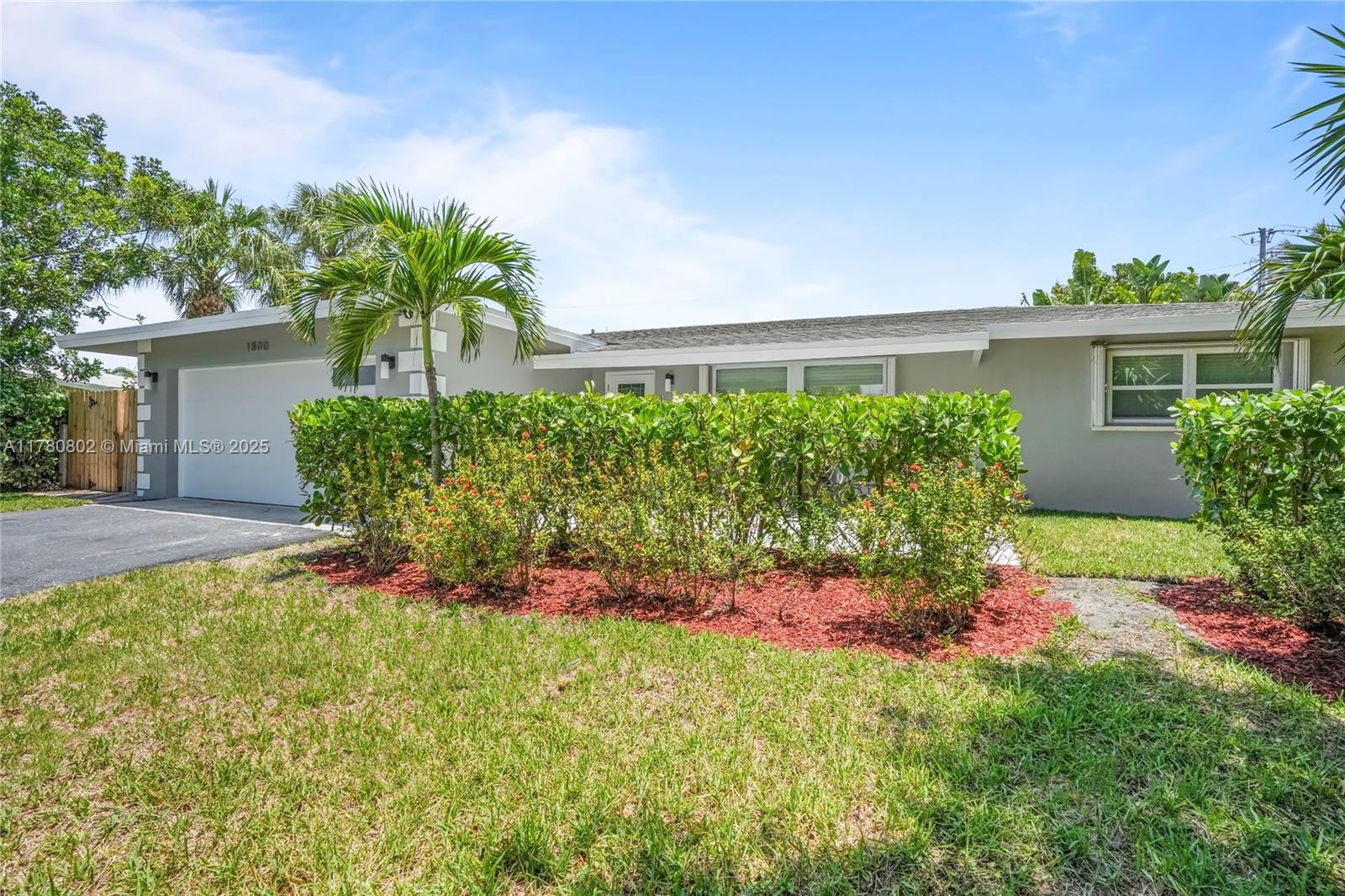 1800 NE 28th Ave,Pompano Beach, FL 33062