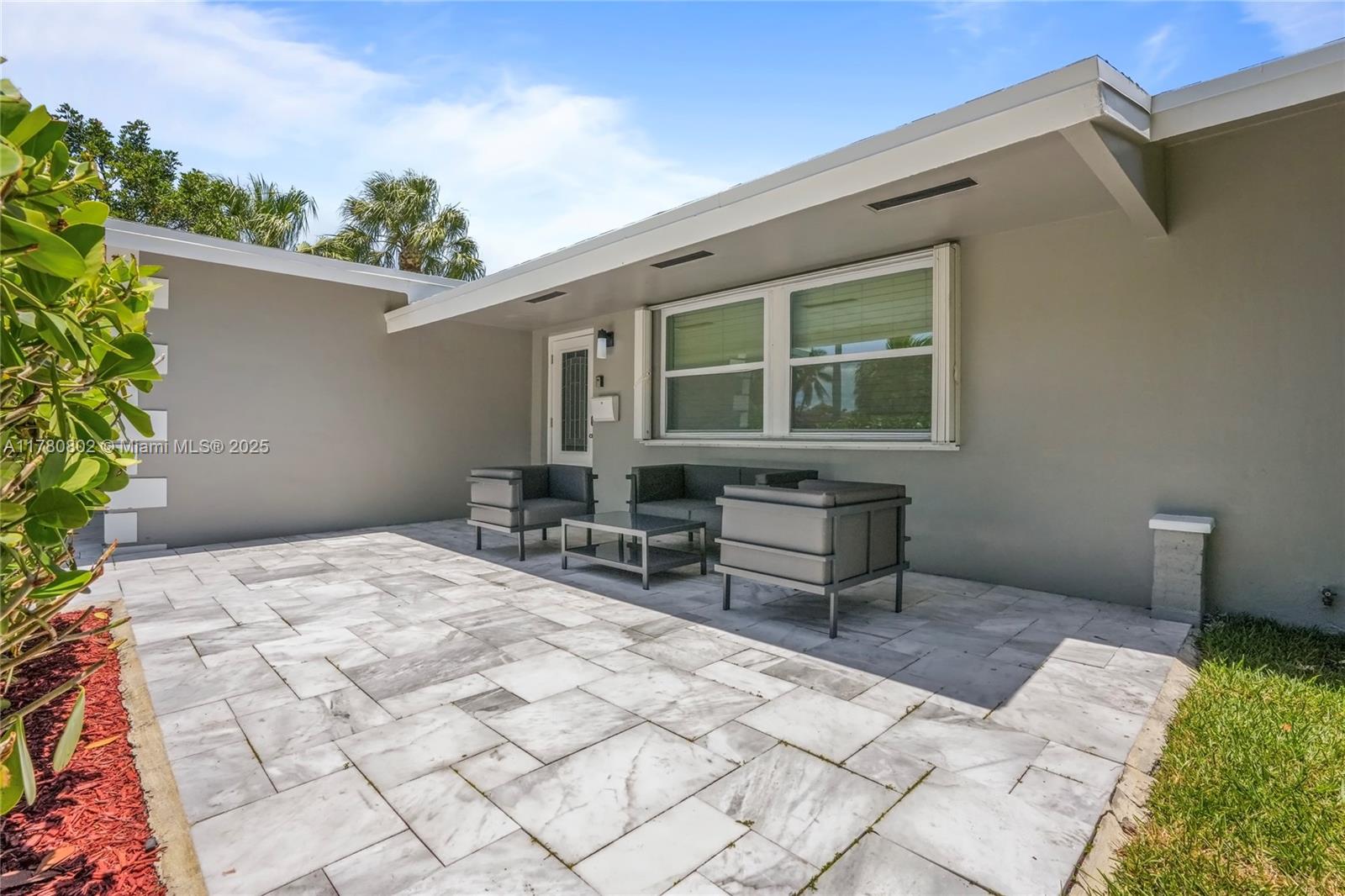 1800 NE 28th Ave,Pompano Beach, FL 33062