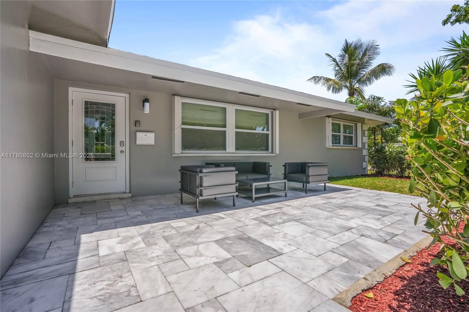 1800 NE 28th Ave,Pompano Beach, FL 33062