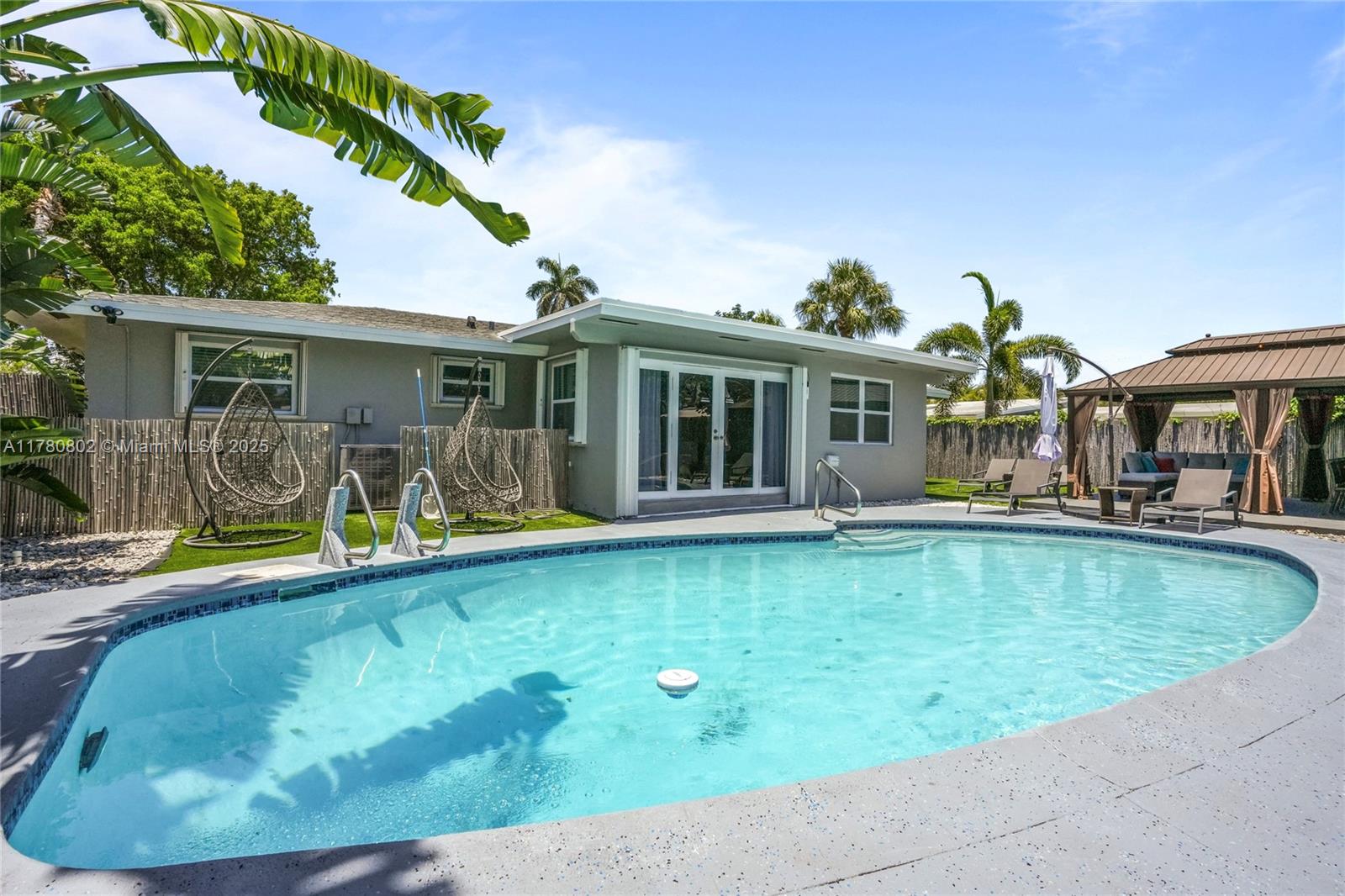 1800 NE 28th Ave,Pompano Beach, FL 33062