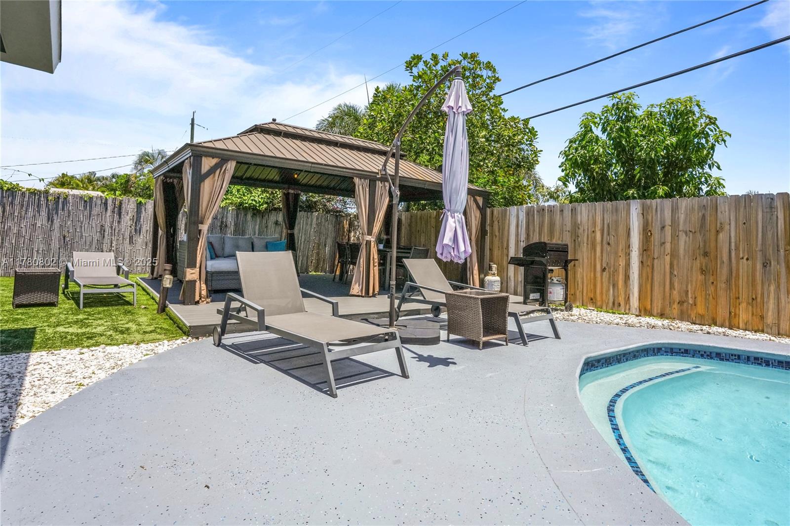 1800 NE 28th Ave,Pompano Beach, FL 33062