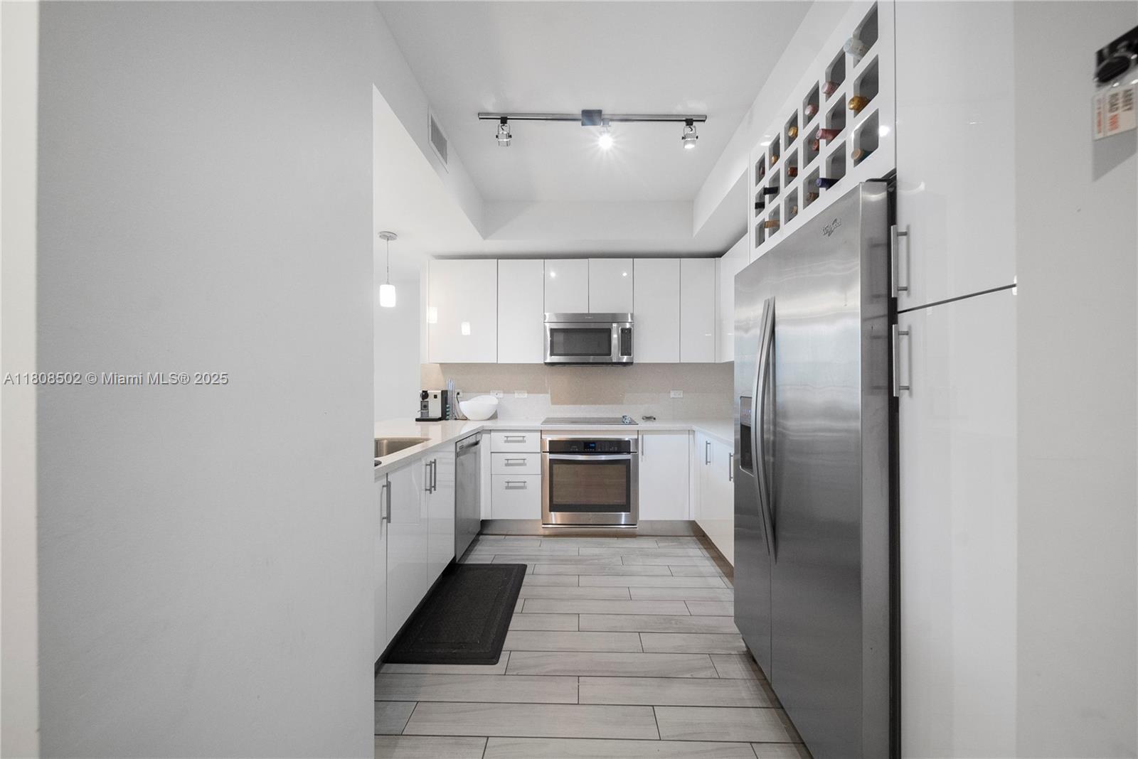 image Nine At Mary Brickell12
