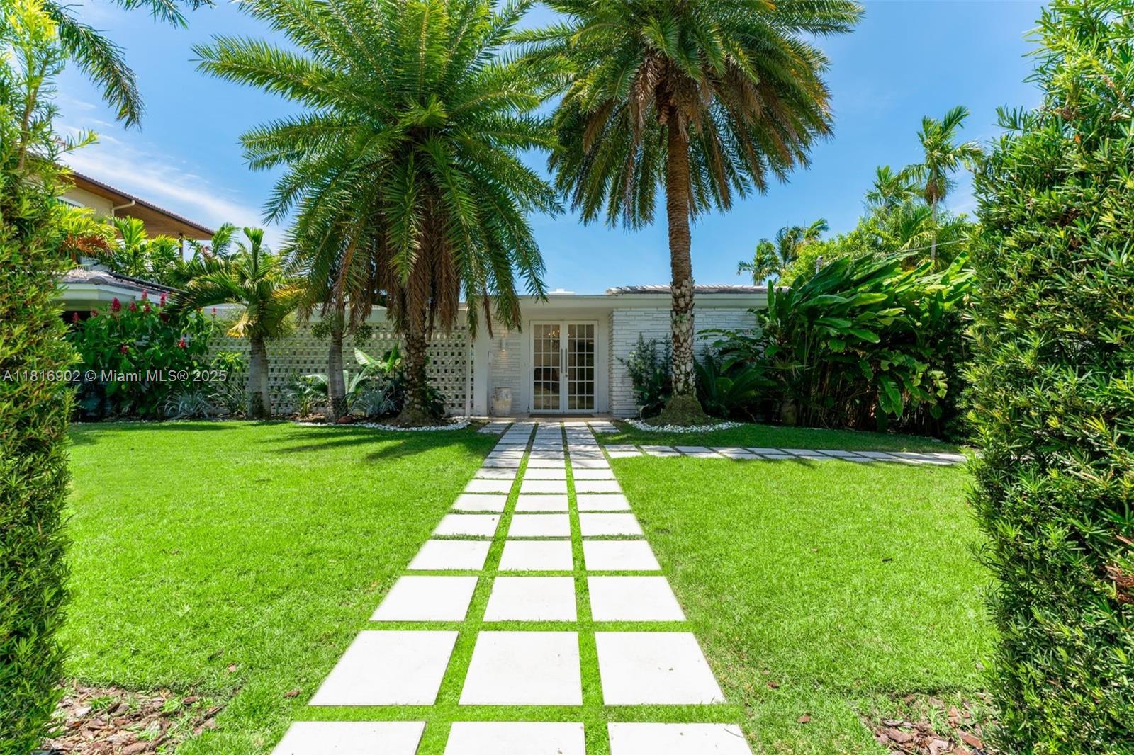 1250 NE 87th St Miami, FL 33138