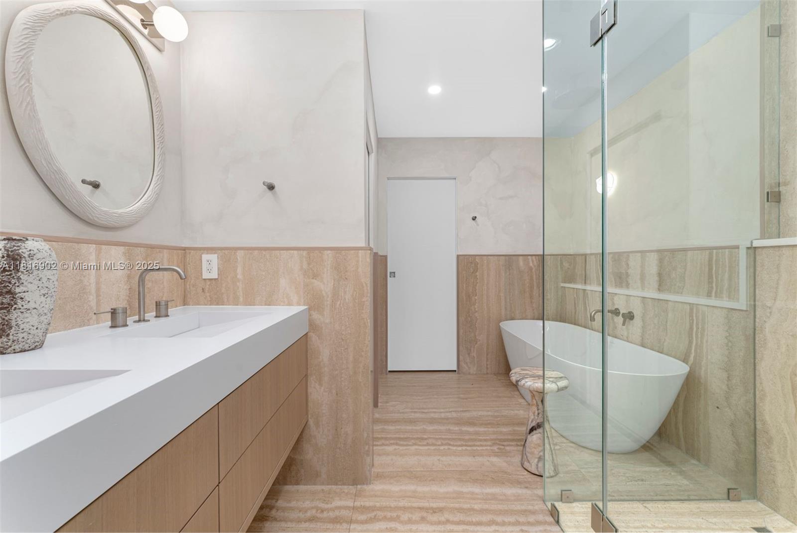 1250 NE 87th St Miami, FL 33138