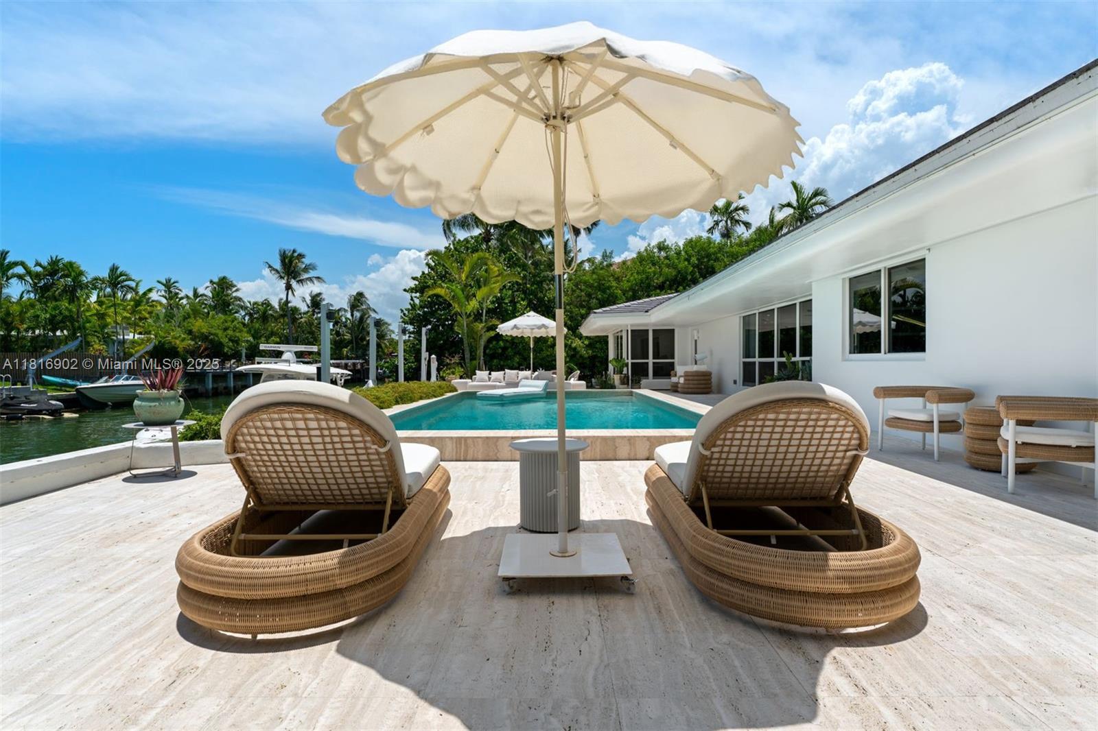 1250 NE 87th St Miami, FL 33138