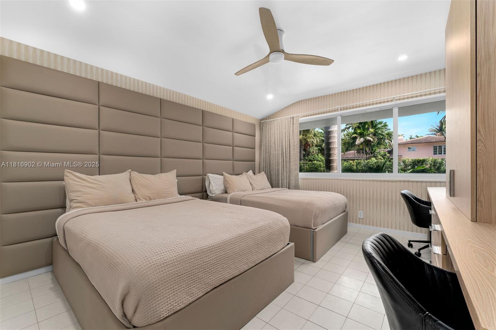 1250 NE 87th St Miami, FL 33138