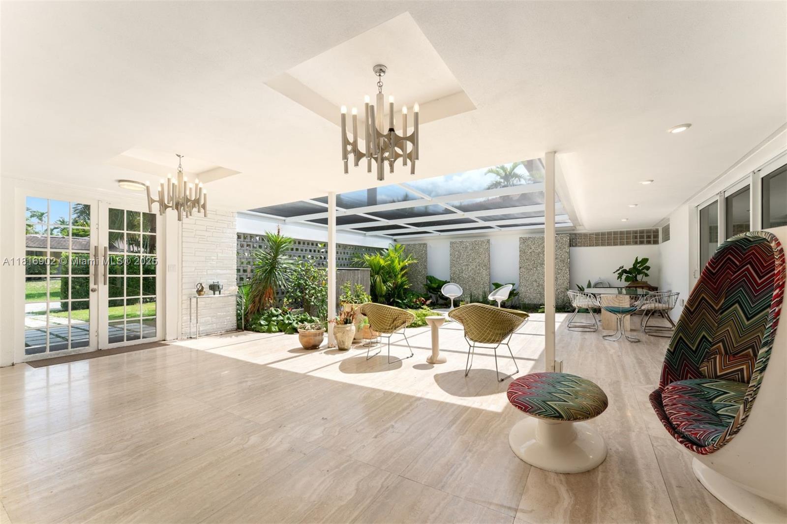 1250 NE 87th St Miami, FL 33138