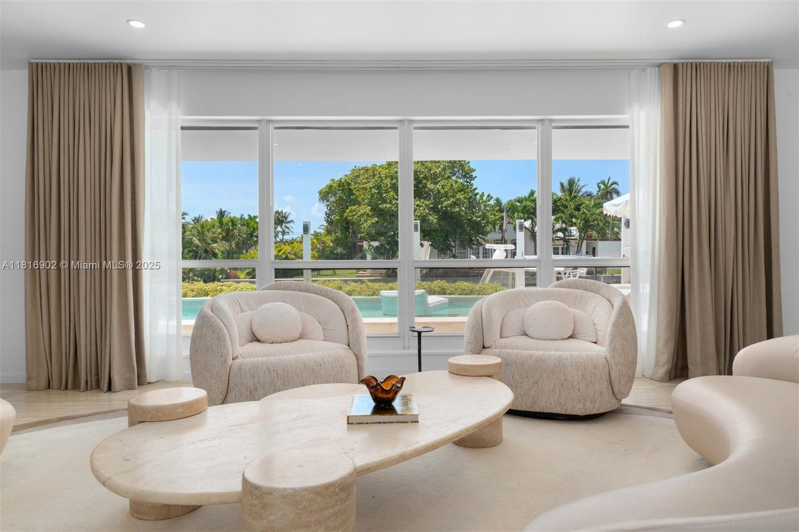 1250 NE 87th St Miami, FL 33138