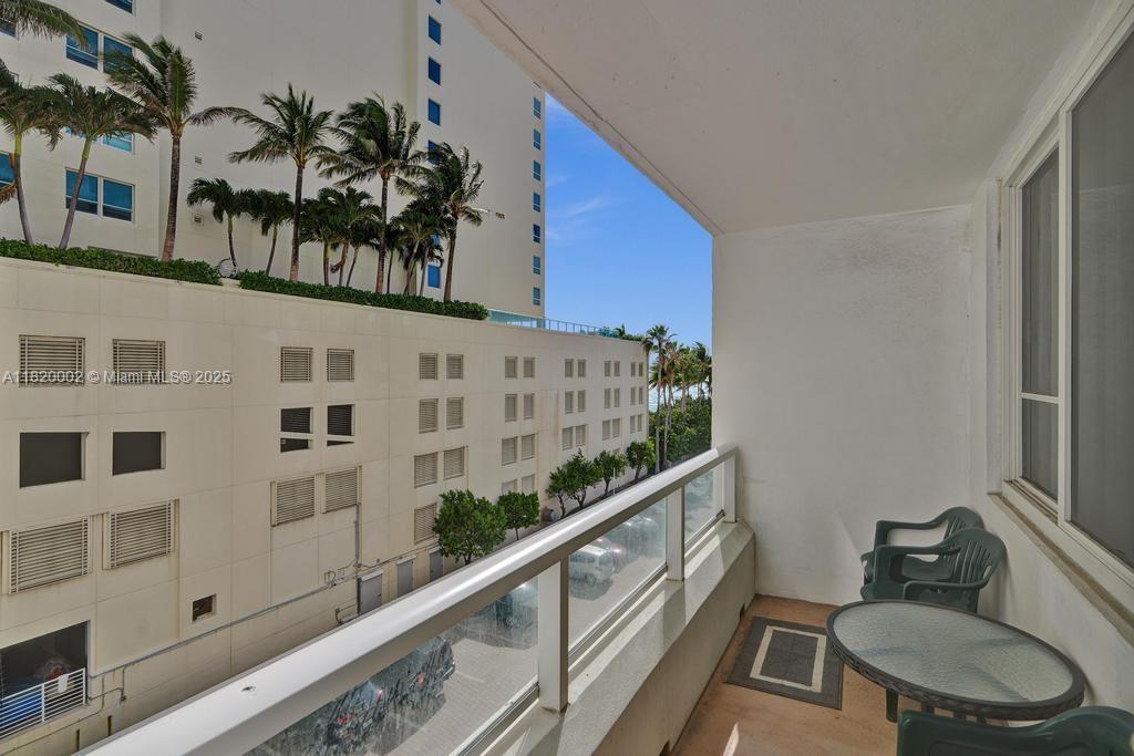 5005 Collins Ave #424,Miami Beach, FL 33140