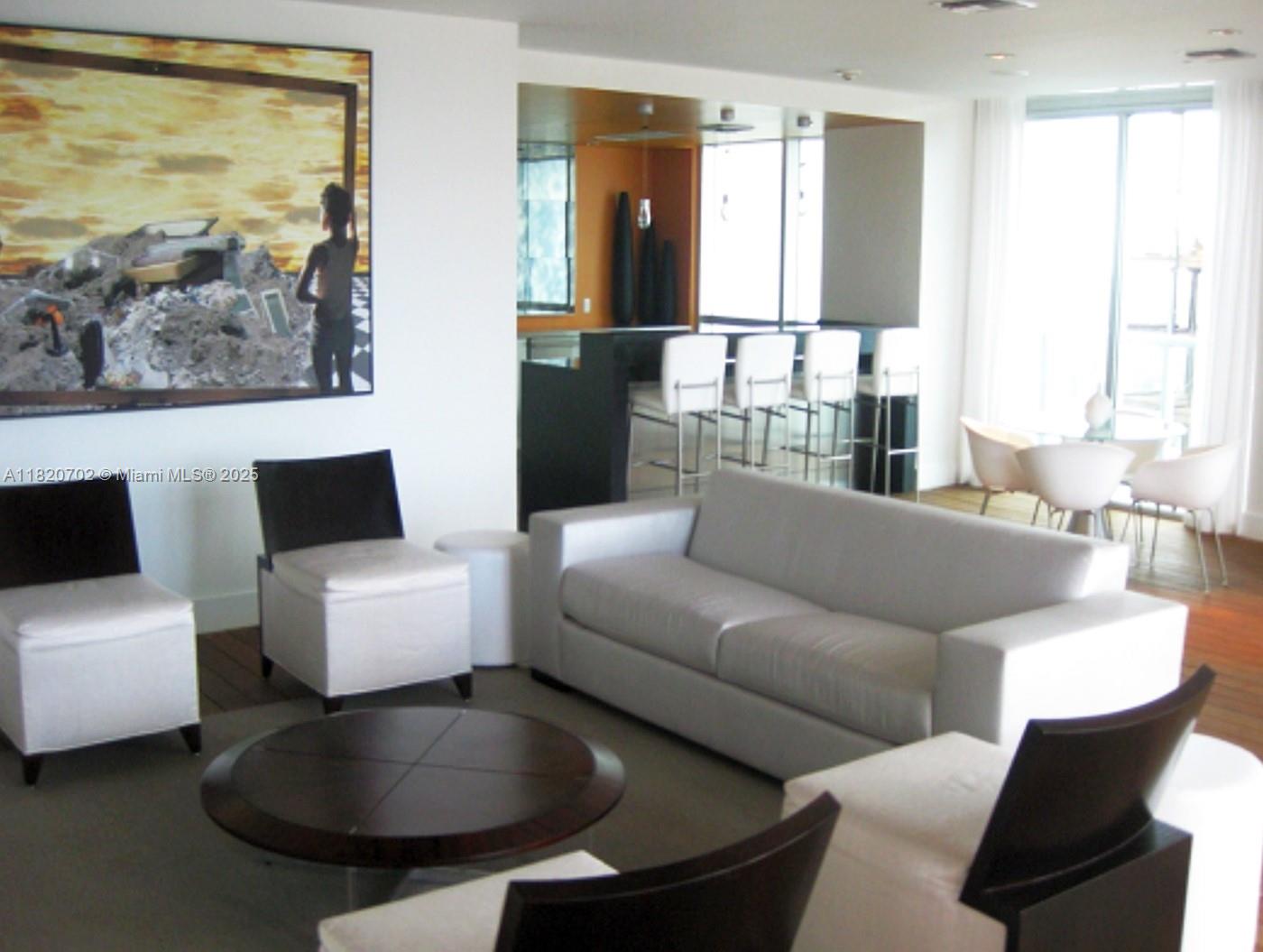 image 500 Brickell West Condo19