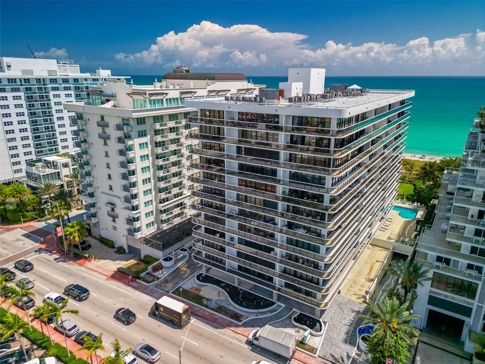 image The Waves Condo45