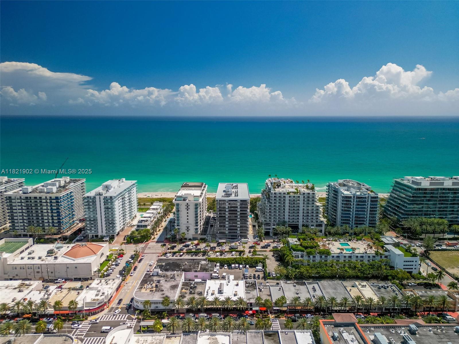image The Waves Condo47