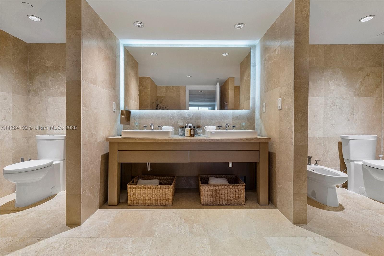 image 1 Hotel & Homes33