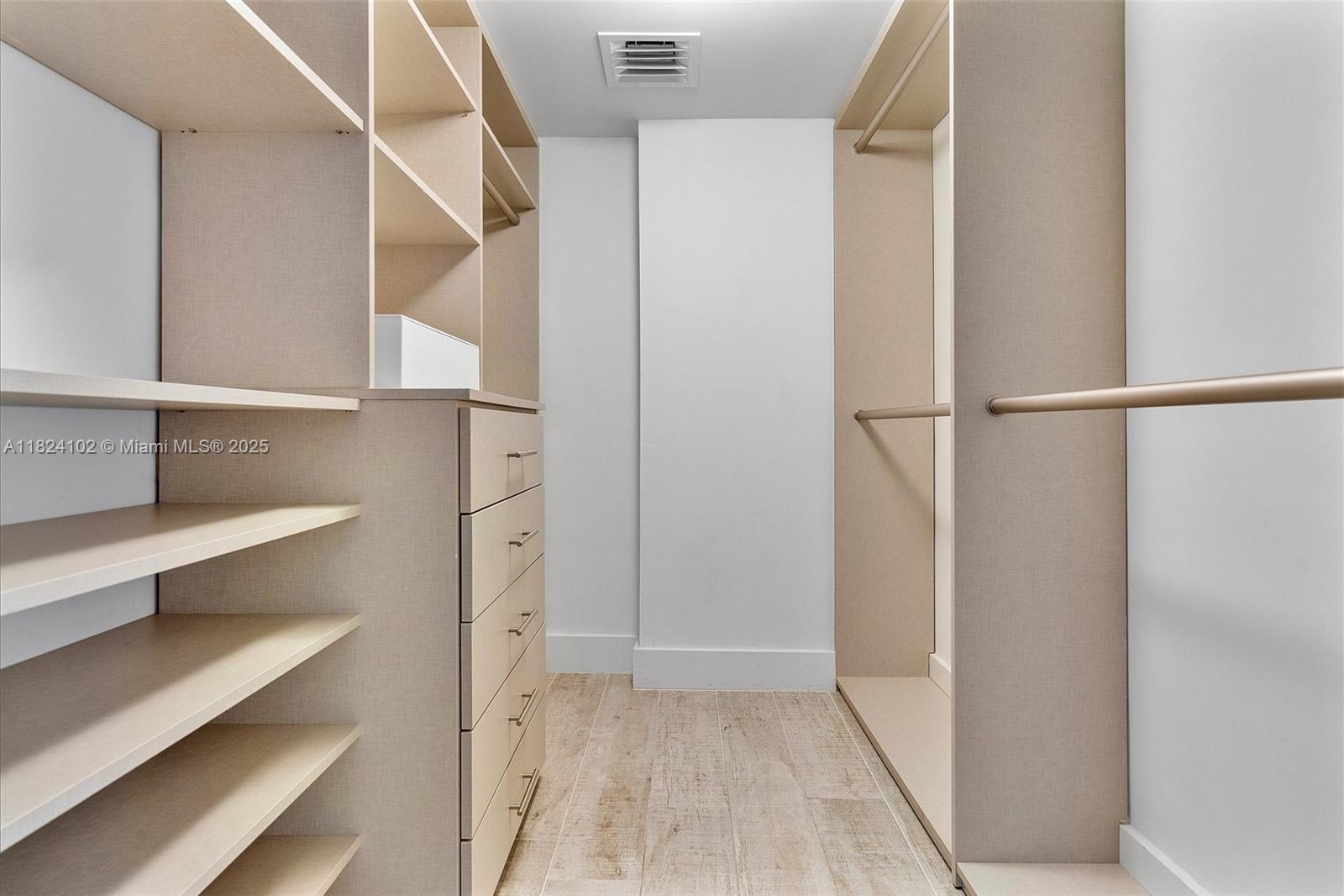 image 1 Hotel & Homes37