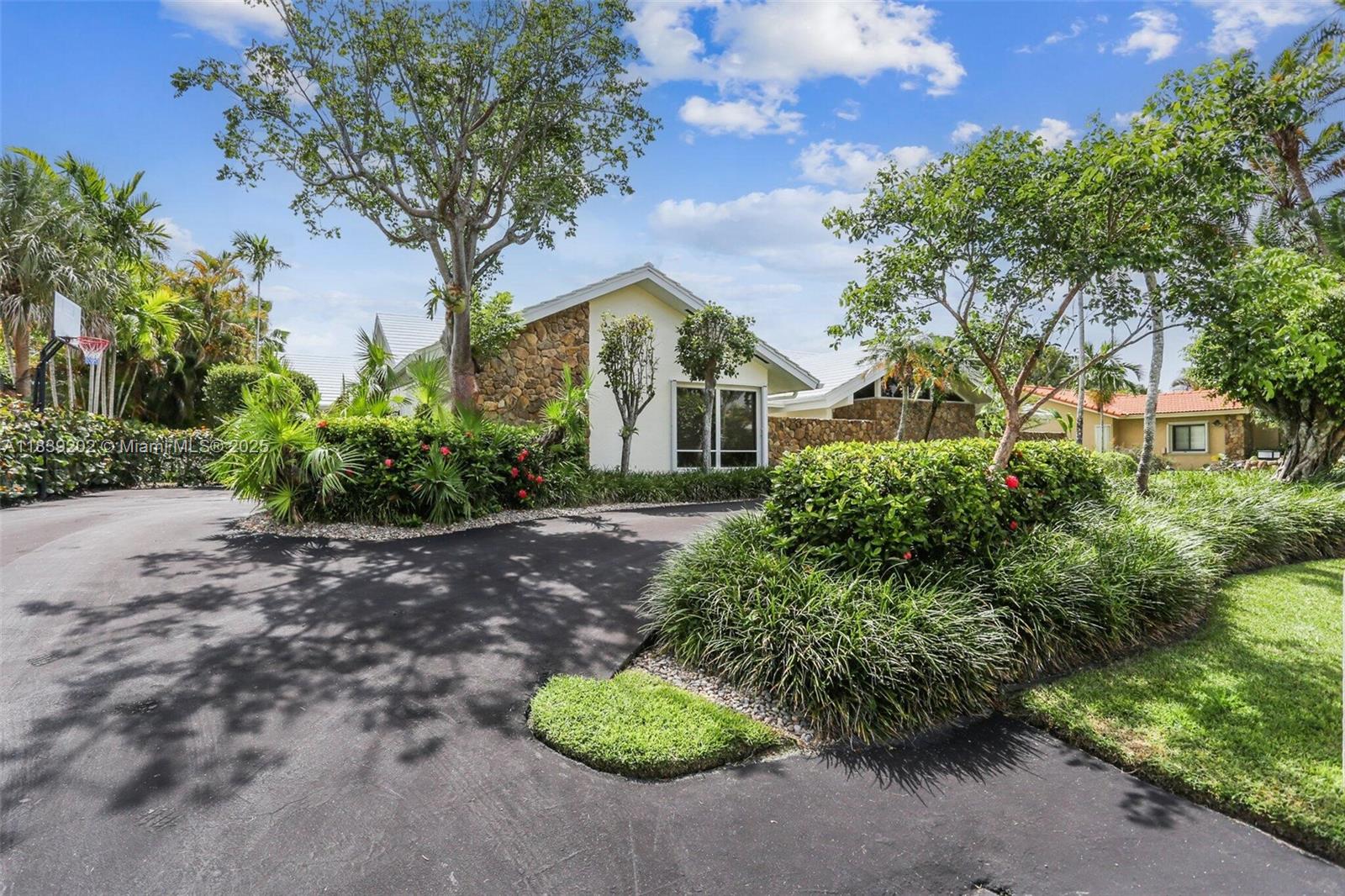 13025 SW 108th Ave Miami, FL 33176