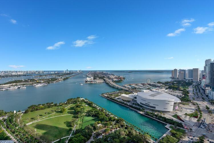 900 Biscayne Blvd #4504