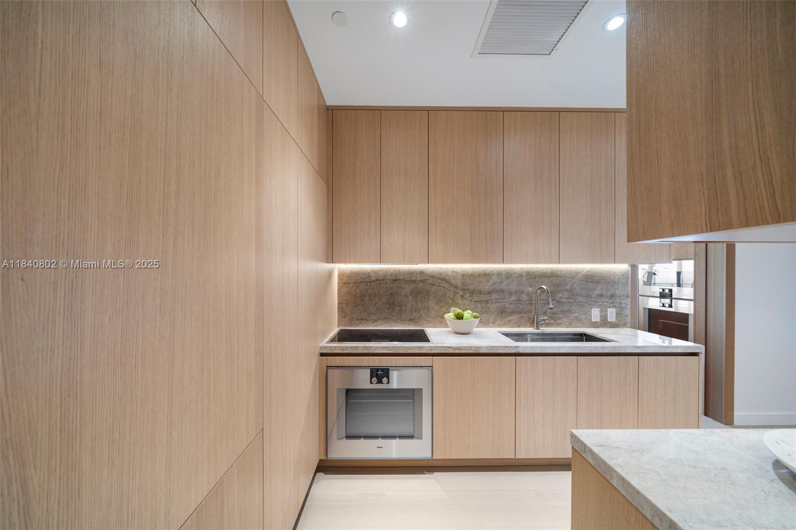 501 West Ave #PH4701 Miami Beach, FL 33139