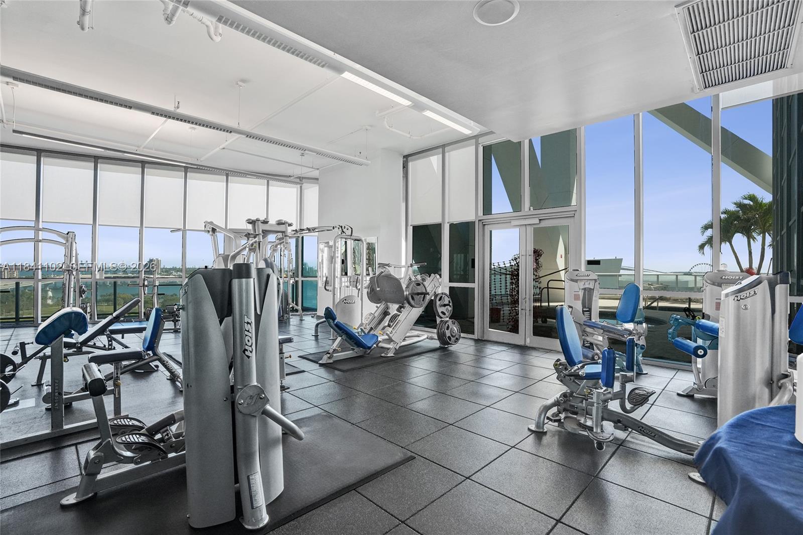 888 Biscayne Blvd #2404 Miami, FL 33132