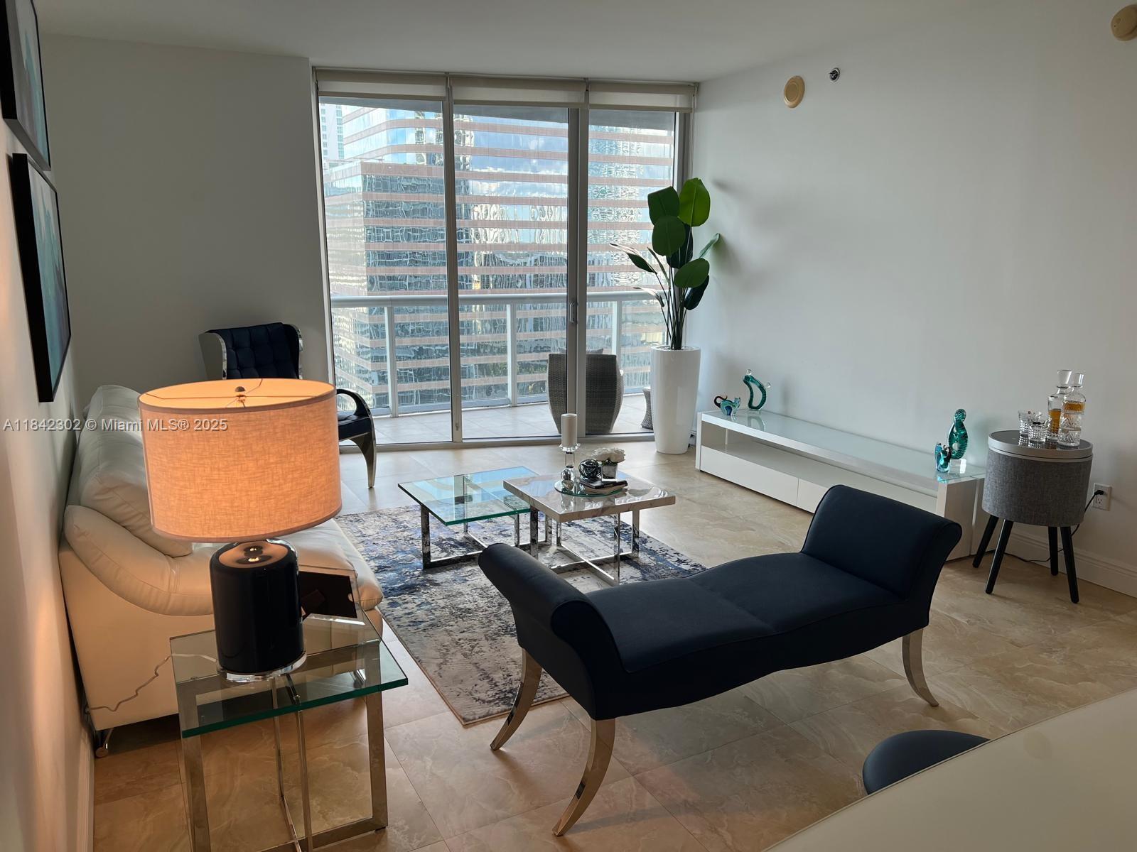 image Icon Brickell No Two14