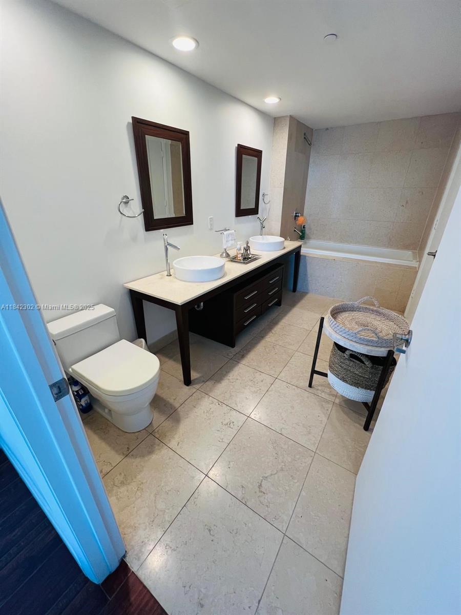 image Icon Brickell No Two19
