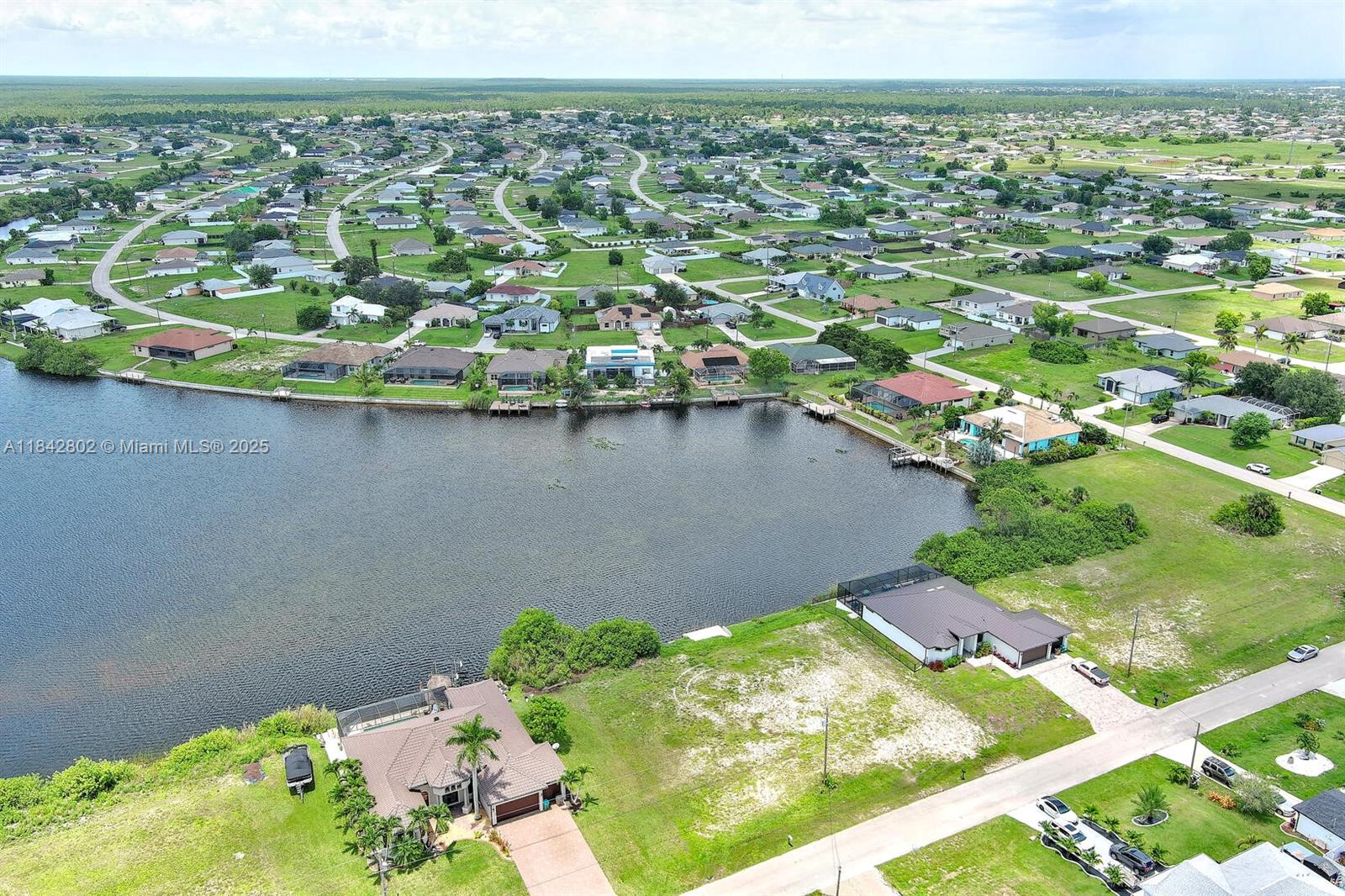 401 NW 24th Ter Cape Coral, FL 33993