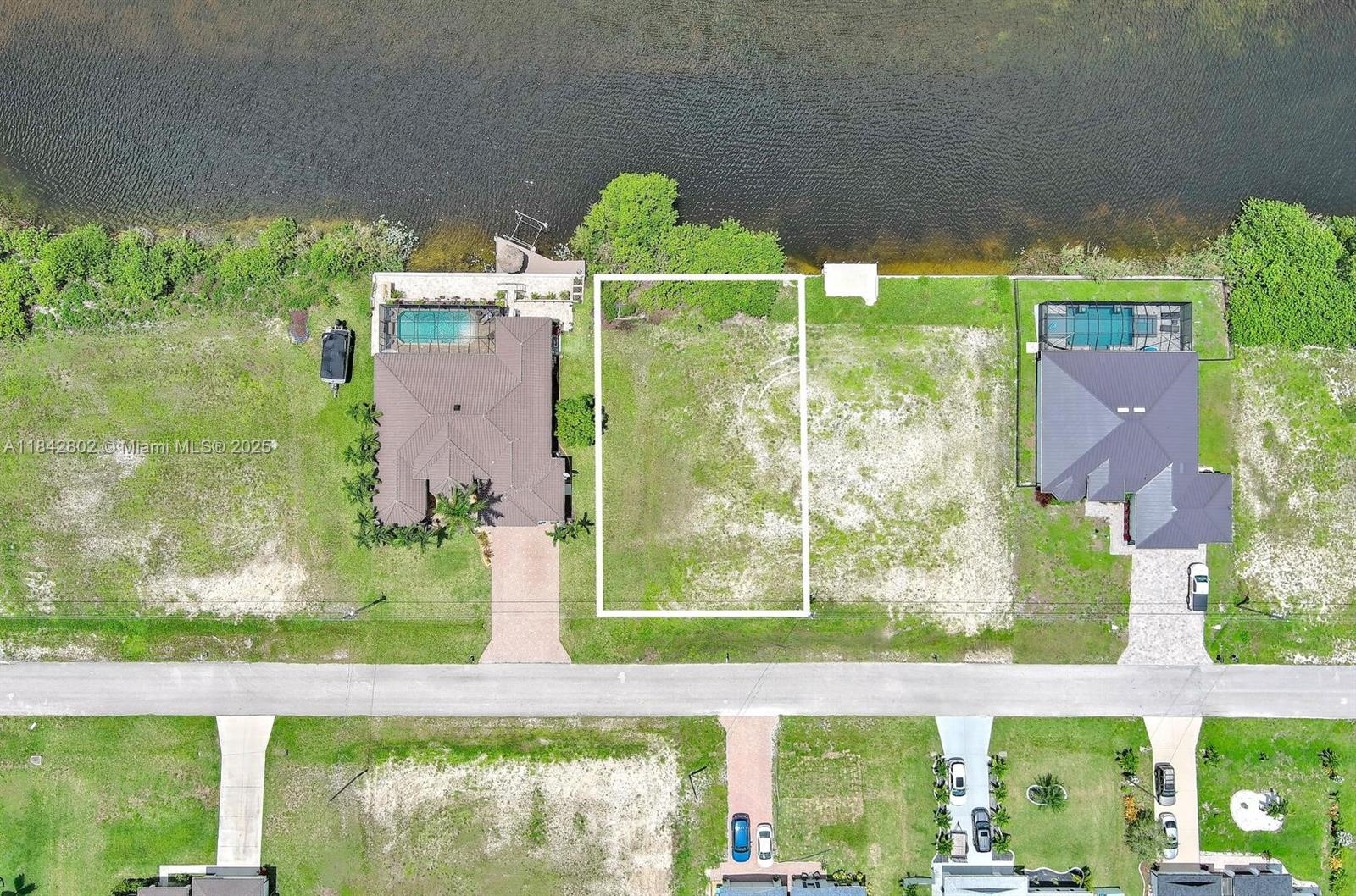 401 NW 24th Ter Cape Coral, FL 33993