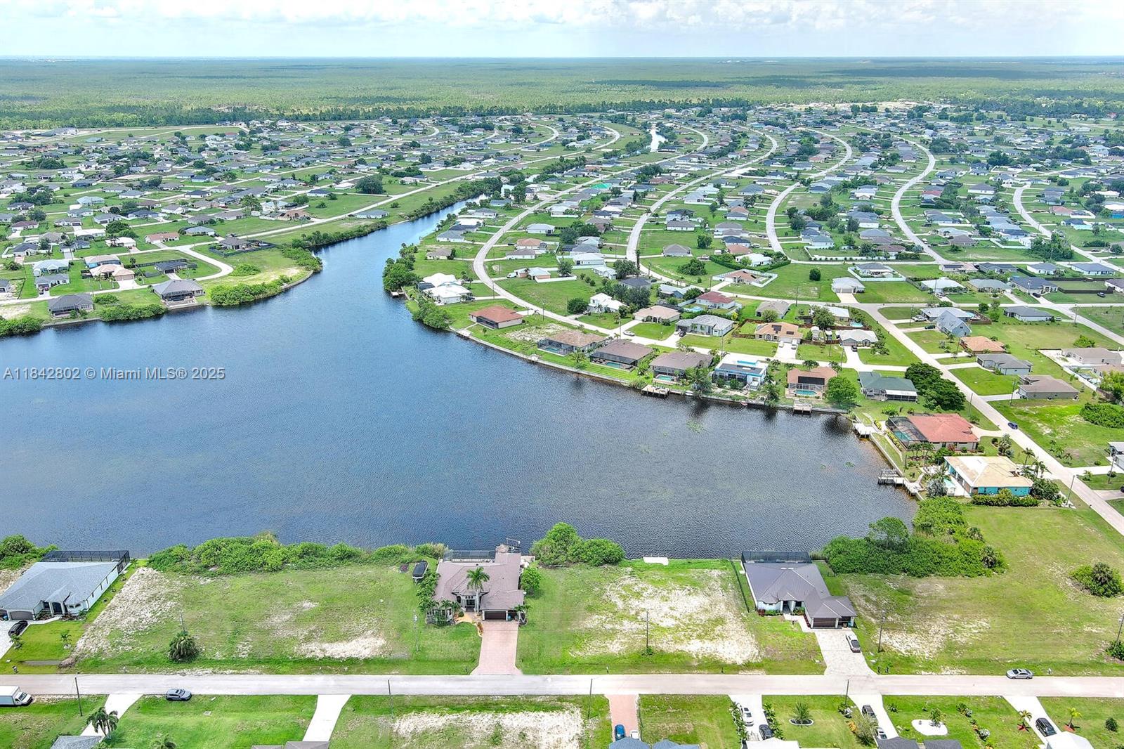 401 NW 24th Ter Cape Coral, FL 33993