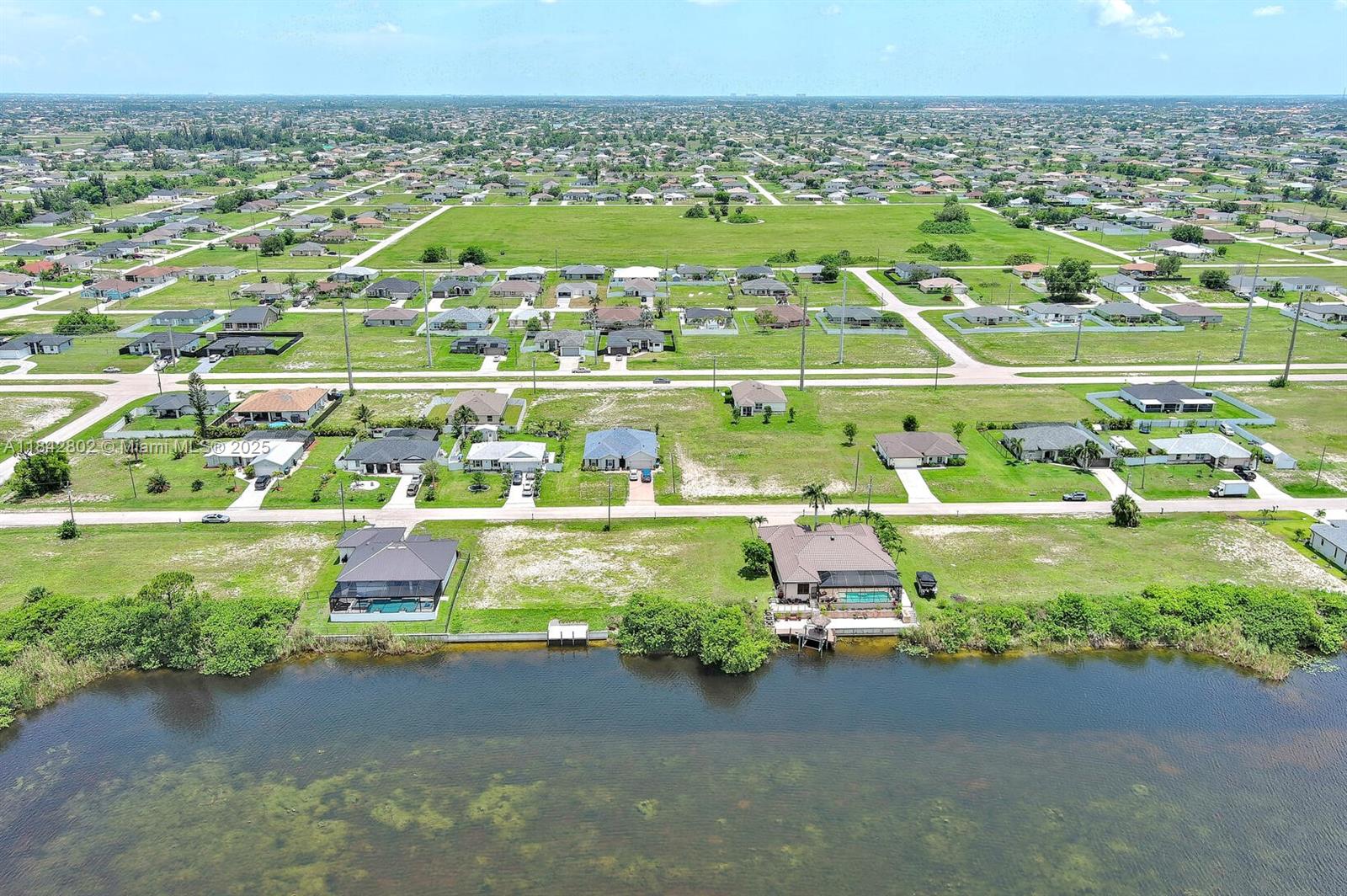 401 NW 24th Ter Cape Coral, FL 33993