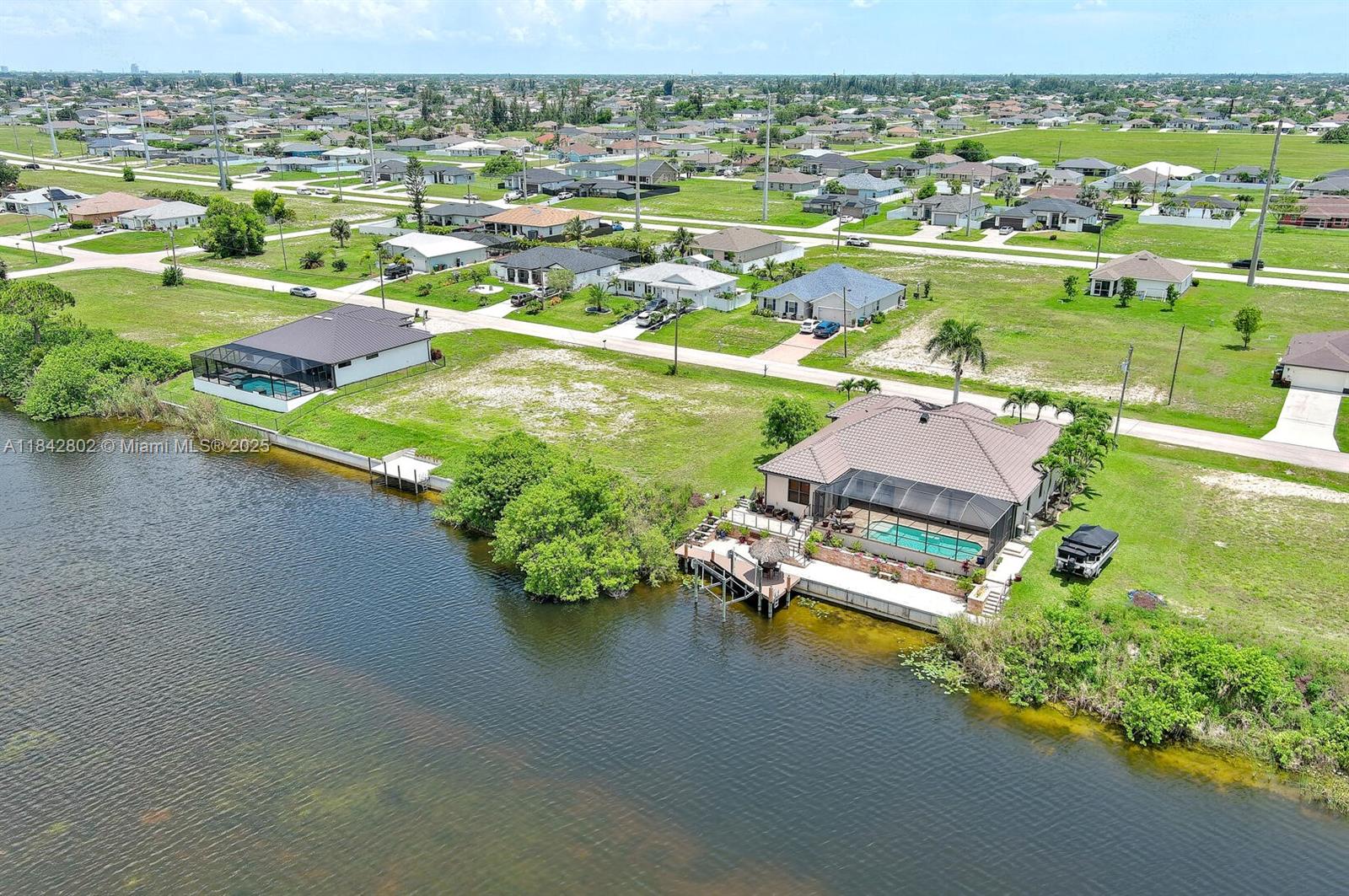 401 NW 24th Ter Cape Coral, FL 33993