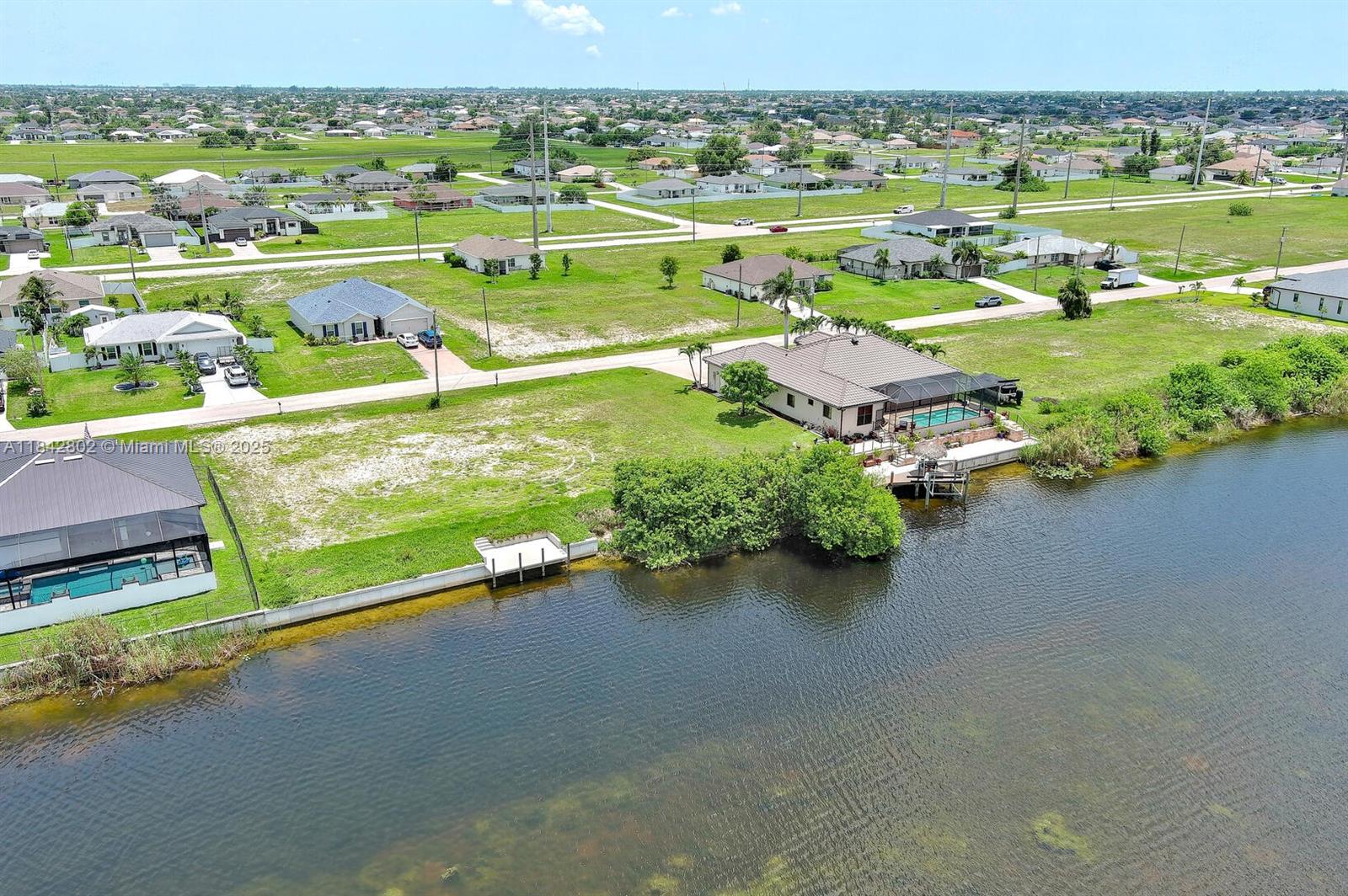 401 NW 24th Ter Cape Coral, FL 33993