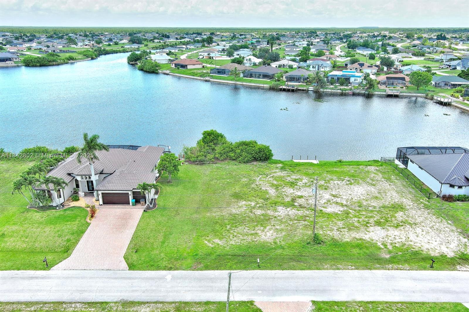 401 NW 24th Ter Cape Coral, FL 33993