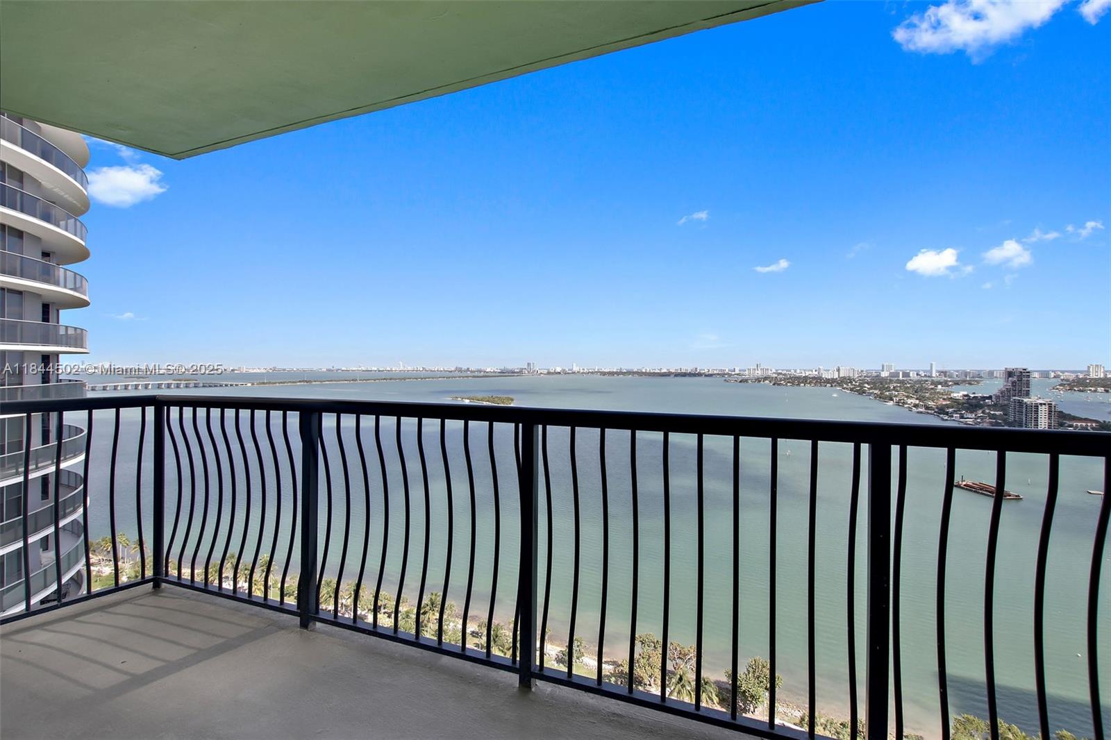 1756 N Bayshore Dr #29A