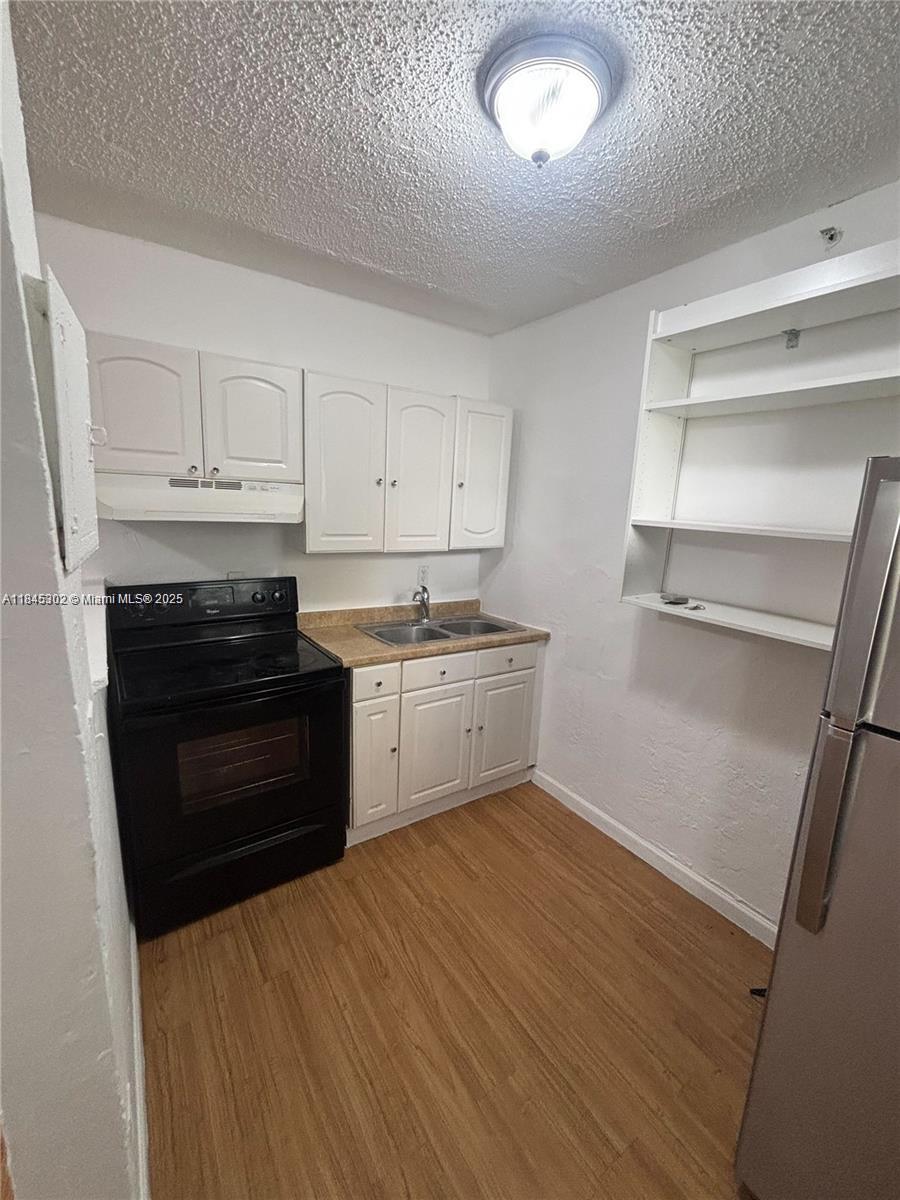 542 NW 8th #8