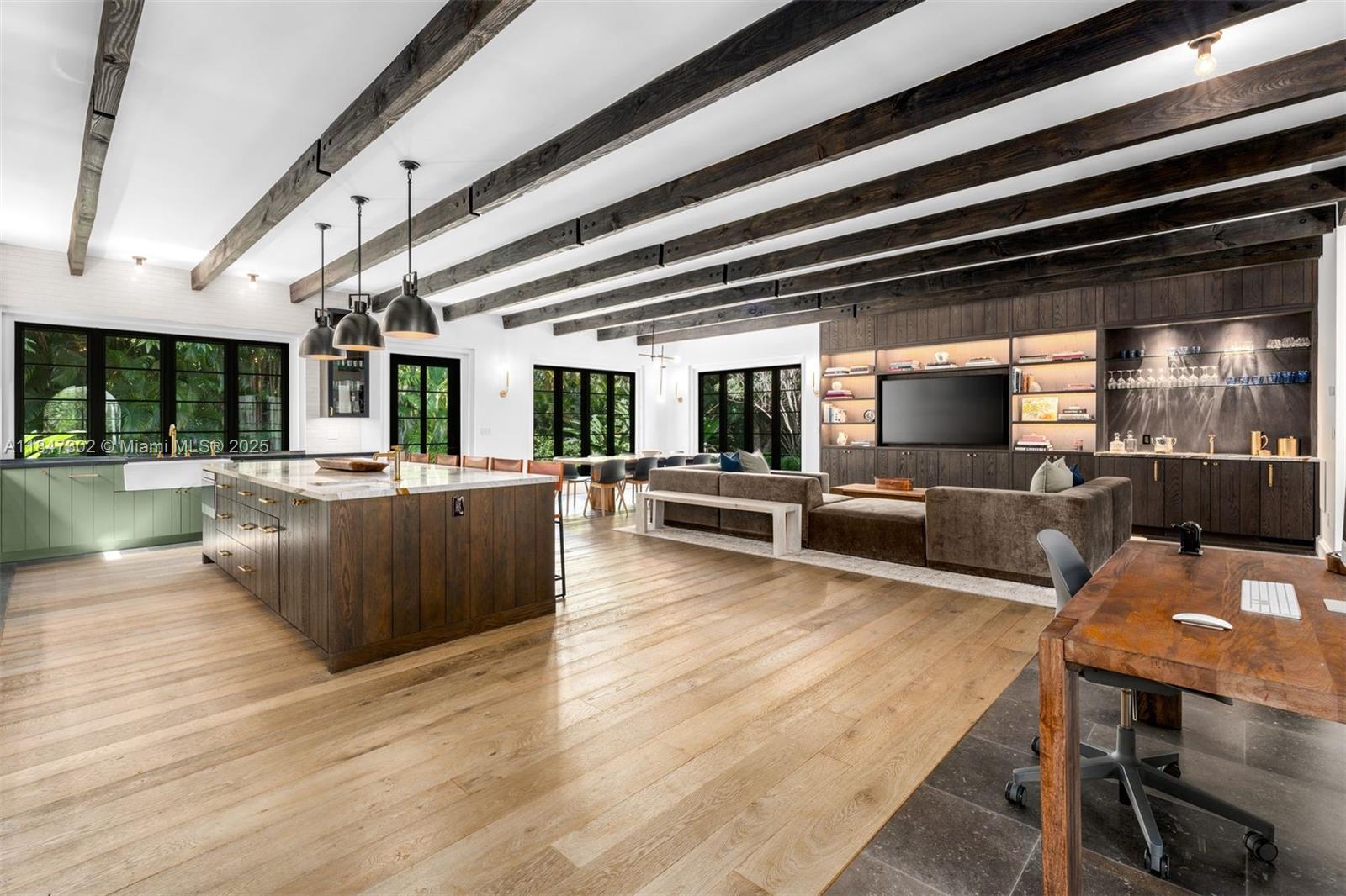 4763 SW 82nd St Miami, FL 33143 4763 SW 82nd St Miami, FL 33143