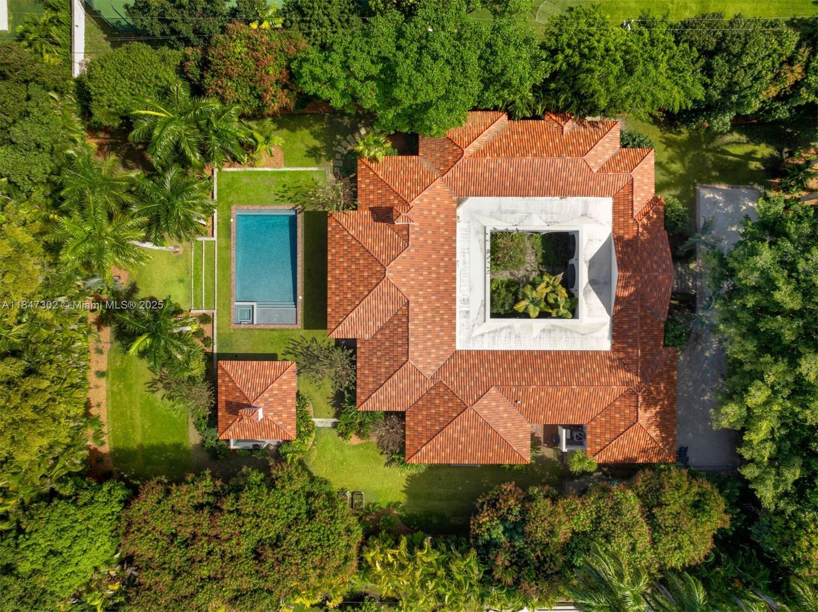 4763 SW 82nd St Miami, FL 33143 4763 SW 82nd St Miami, FL 33143