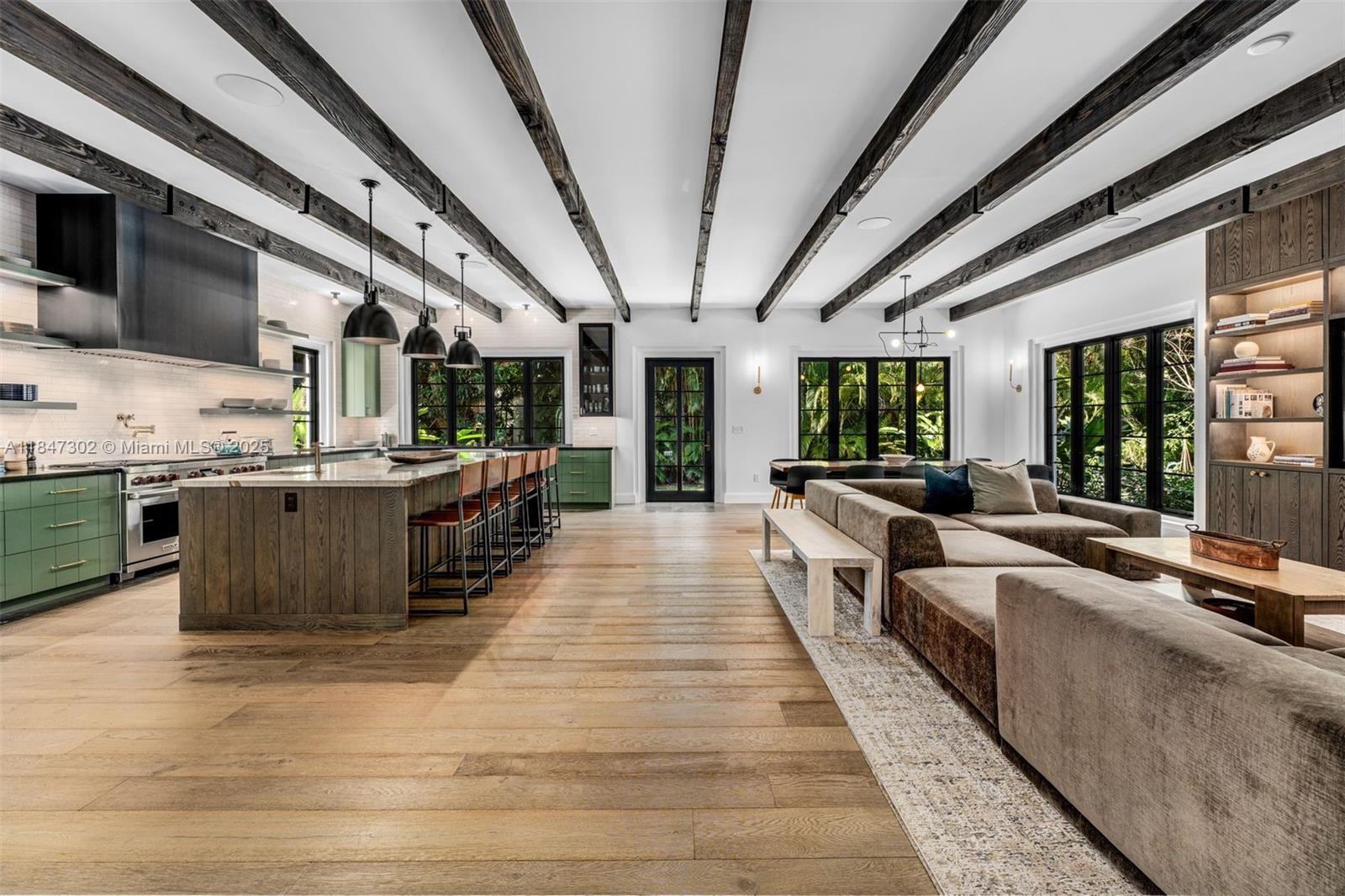 4763 SW 82nd St Miami, FL 33143 4763 SW 82nd St Miami, FL 33143