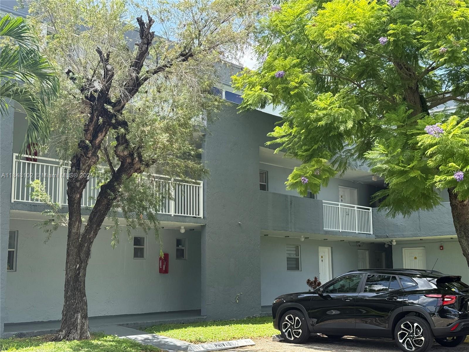 9371 Fontainebleau Blvd #I208