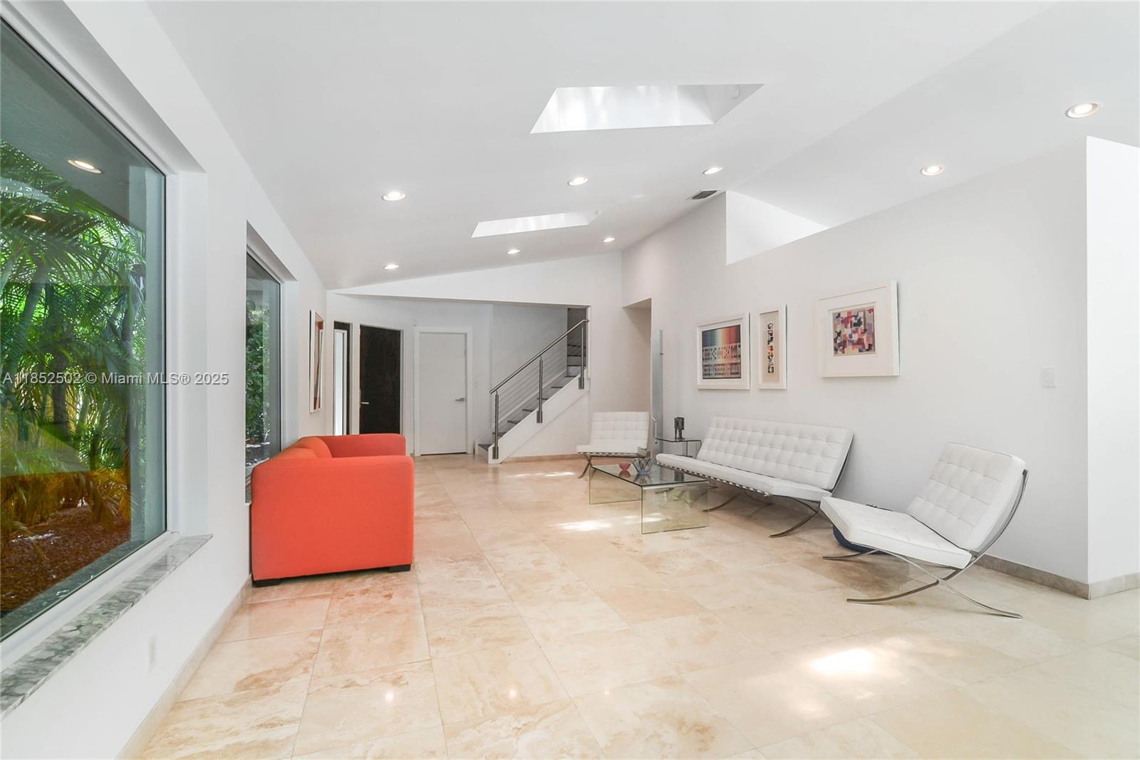 147 Golden Bch Dr Golden Beach, FL 33160