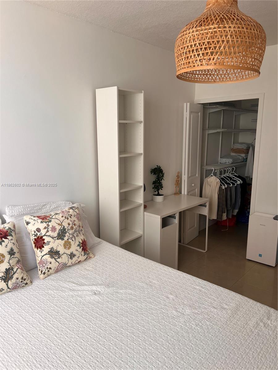 image The Sail Condo10