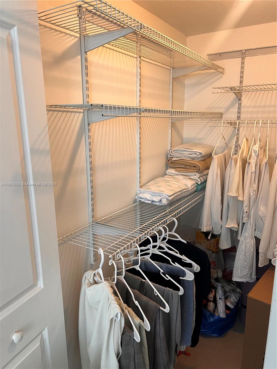 image The Sail Condo14