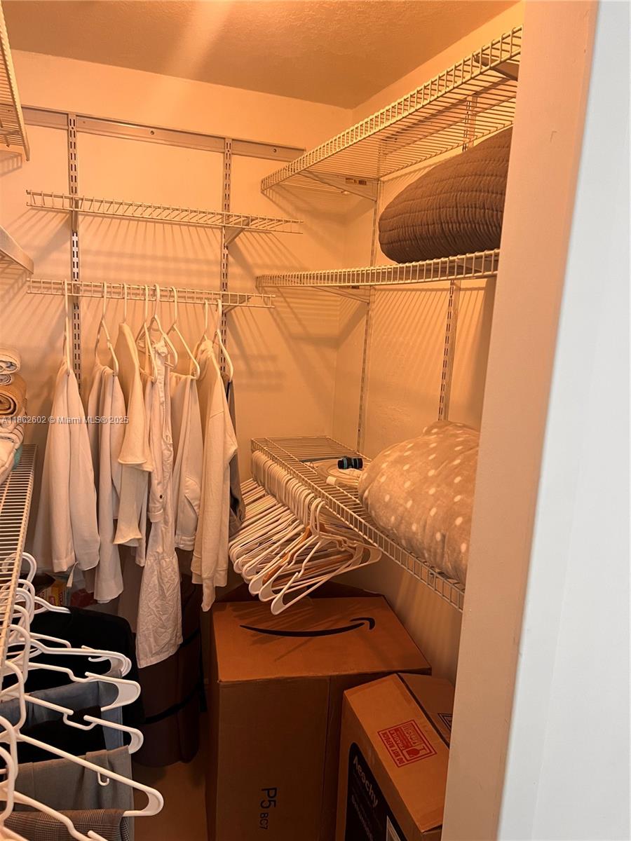 image The Sail Condo15